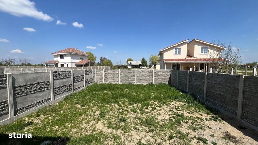 Casă cu 4 camere în Urseni