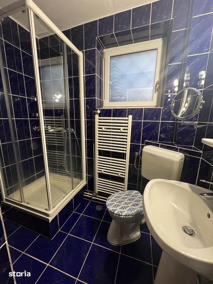 Casă cu 4 camere cu Canalizare în Luncă