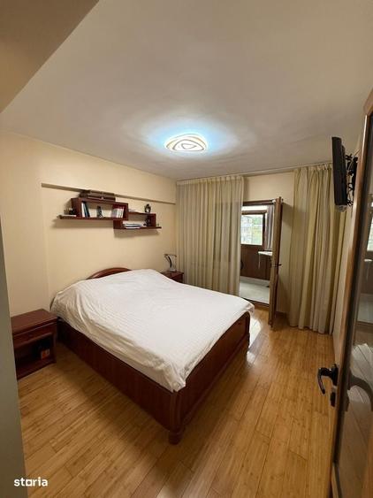 Apartament cu 3 camere în Gară