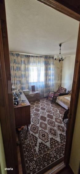 Apartament cu 3 camere decomandat în Central