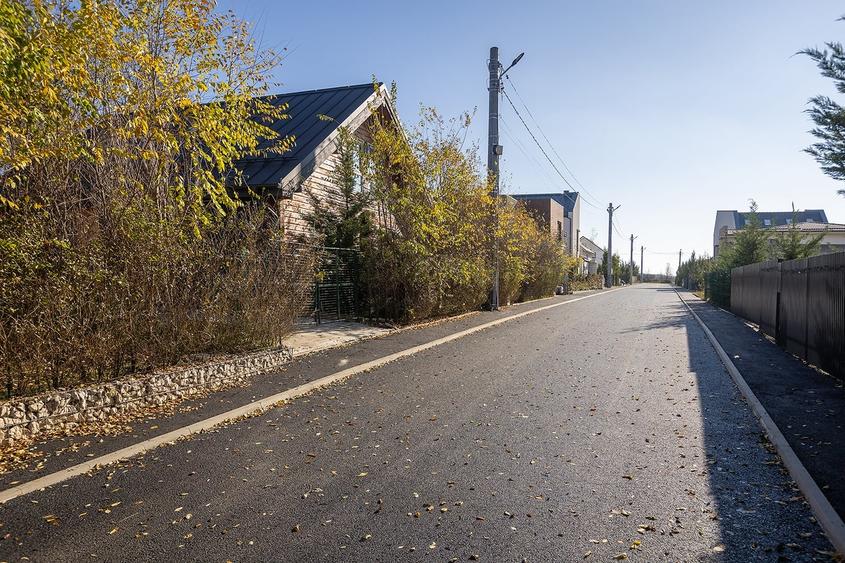 Casă individuală cu 4 camere cu Teren 600 Mp în Balotești