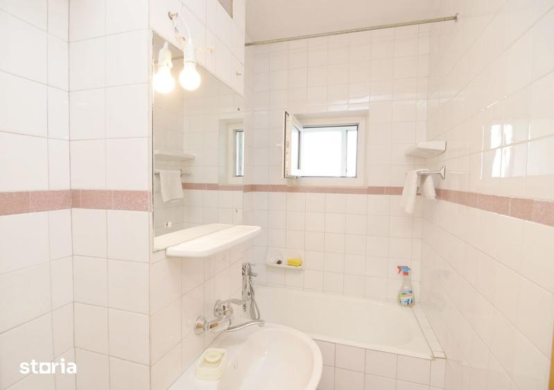 Apartament cu 4 camere decomandat în Grivița