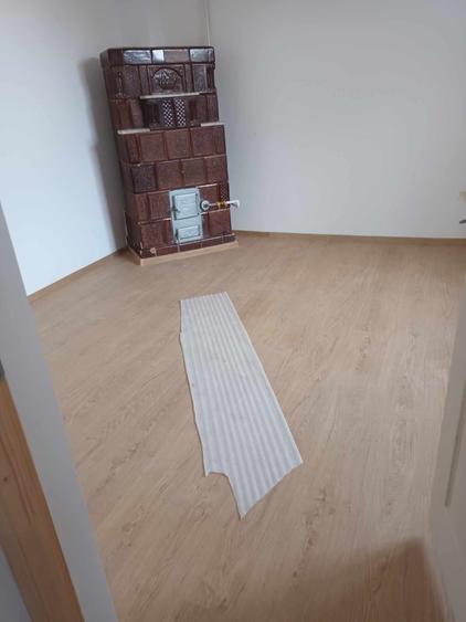 Casă cu 2 camere în Central