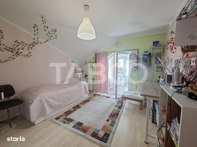 Casă cu 4 camere în Central