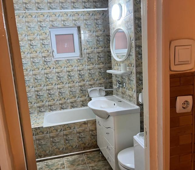 Apartament cu 2 camere decomandat în Tudor