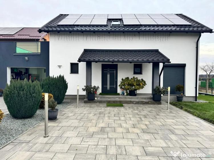 Casă cu 7 camere cu Teren 900 Mp în Hideaga