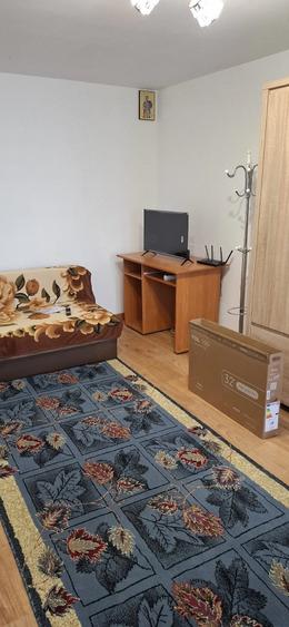 Garsonieră decomandată în Central