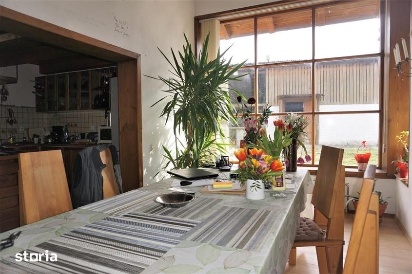 Casă cu 4 camere cu Teren 10423 Mp în Josenii Bârgăului
