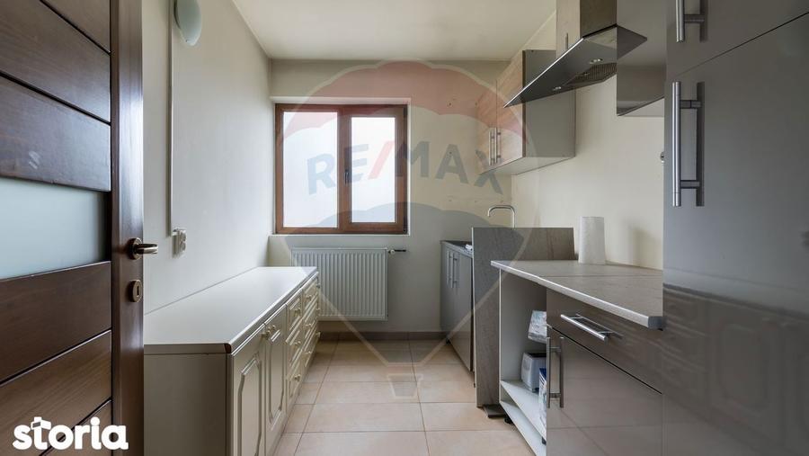 Casa cu 6 camere de vanzare, zona Centrala, Huedin - 11