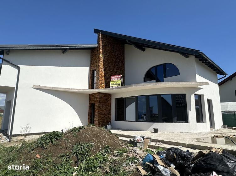 Casă cu 4 camere cu Teren 400 Mp în Bod