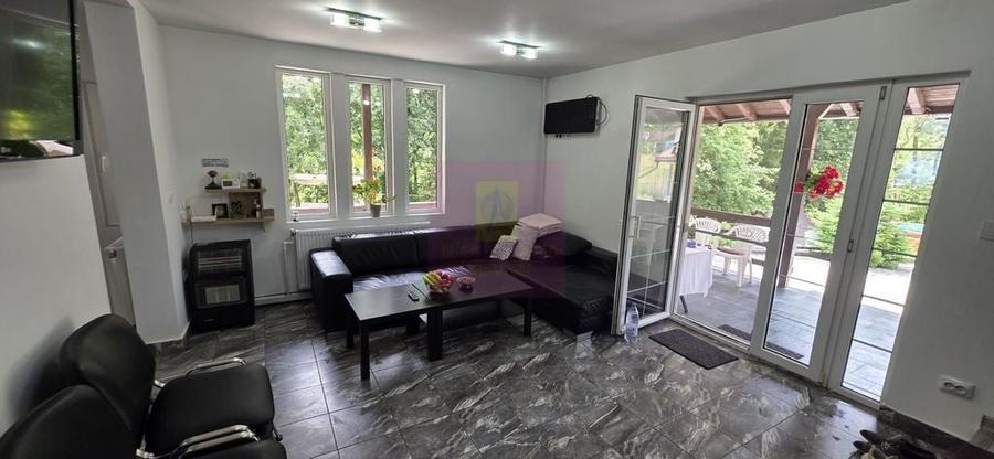 Casă cu 5 camere cu Teren 1267 Mp în Valea Doftanei