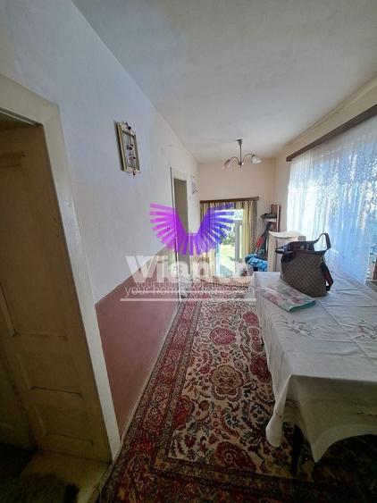Casă individuală cu 3 camere cu Canalizare în Ruși