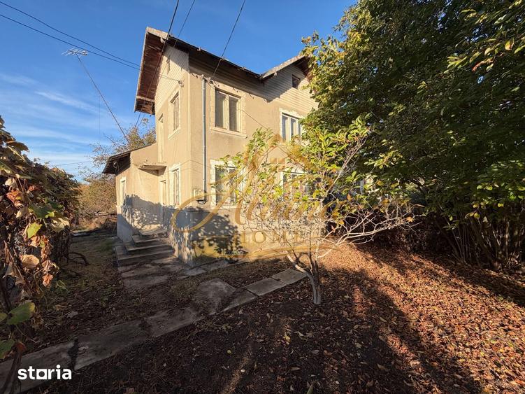 Casă cu 3 camere cu Teren 1000 Mp în Ulmi