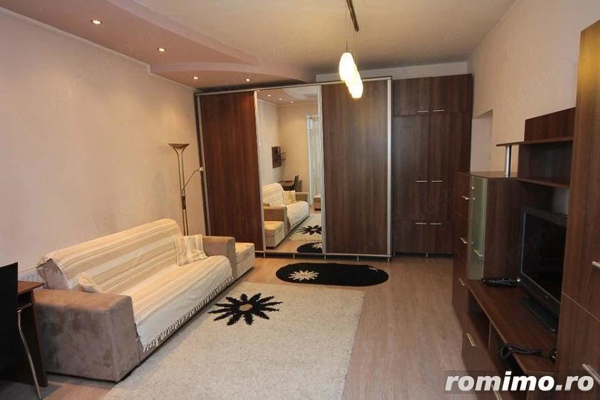 Garsonieră decomandată în Spitalul Județean