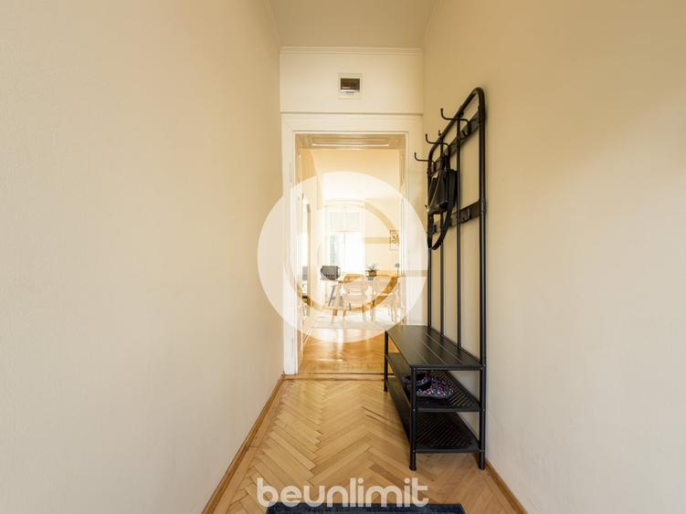 Apartament cu 3 camere decomandat, mobilat în Ultracentral