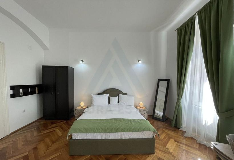 Apartament cu 3 camere decomandat, mobilat în Ultracentral