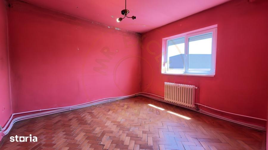 Apartament cu 2 camere semidecomandat în Central
