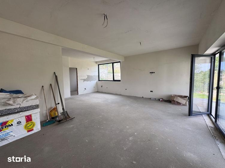 Casă cu 4 camere cu Teren 873 Mp în Feleacu