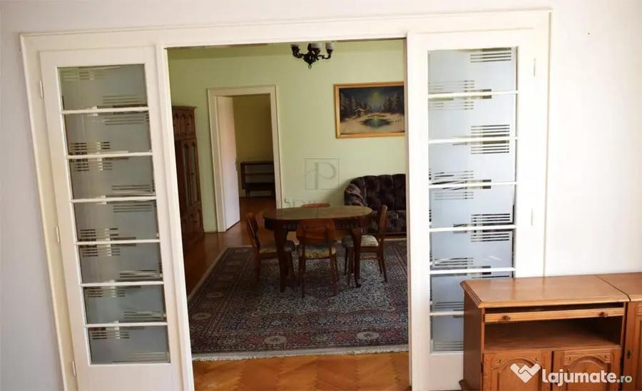 Apartament cu 4 camere decomandat în Bălcescu