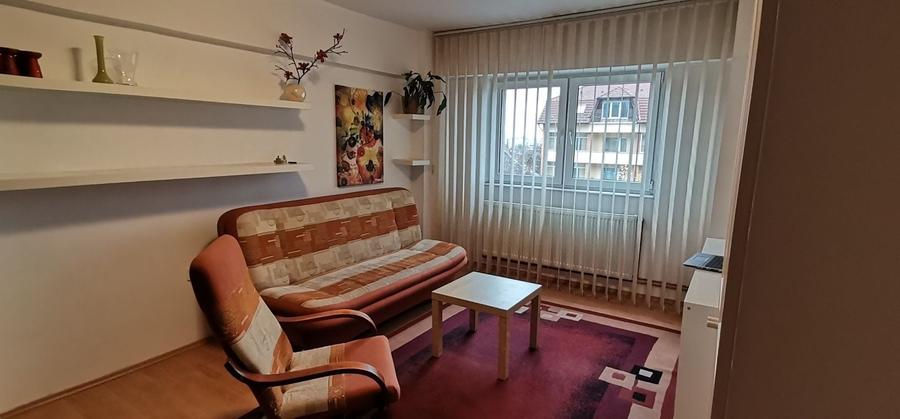 Apartament cu 2 camere decomandat în Centrul Civic