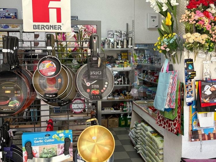 Spațiu comercial, de 80 mp, în Ampoi 3