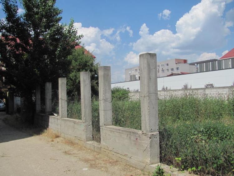 Teren Construcții intravilan de 400 mp, în Prelungirea Ghencea