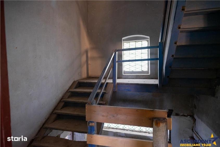 Casă cu 4 camere în Sânzieni