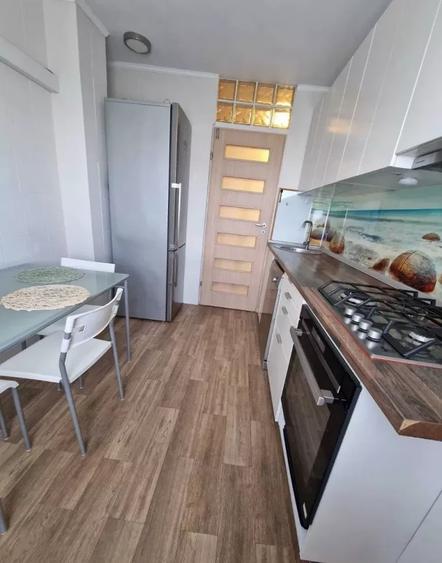 Apartament cu 3 camere decomandat, mobilat în Militari