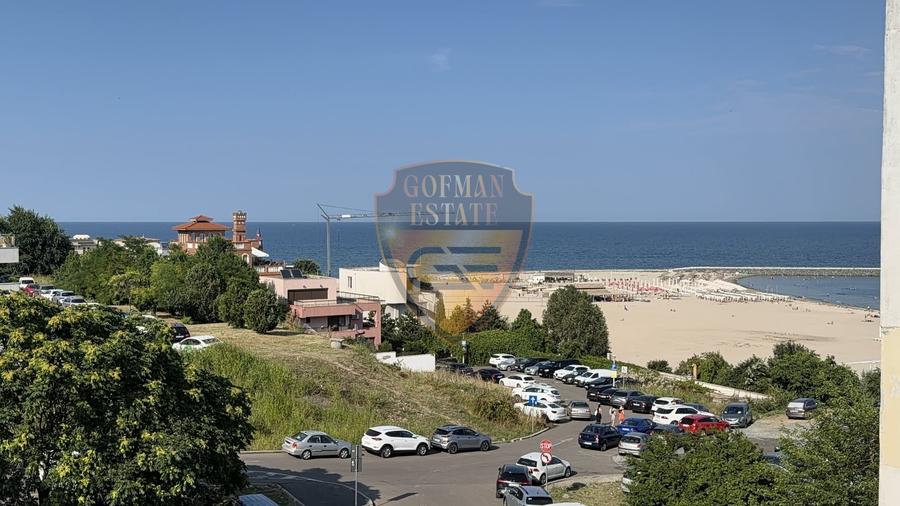 Apartament cu 3 camere decomandat, mobilat în Faleza Nord