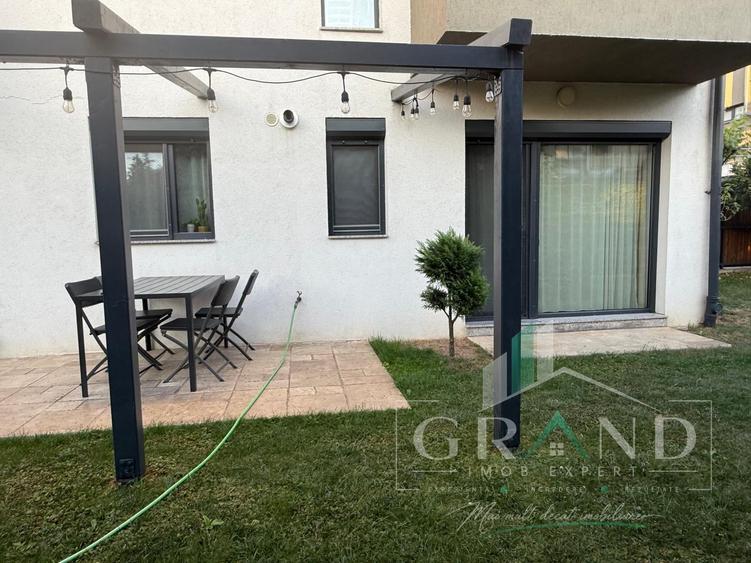 Apartament cu 3 camere semidecomandat, mobilat în Bună Ziua