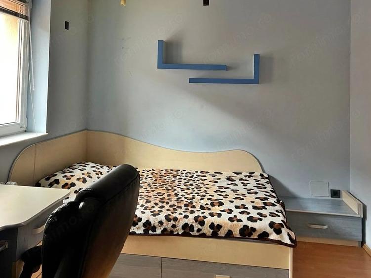 Casă cu 4 camere cu Teren 298 Mp în Rogerius