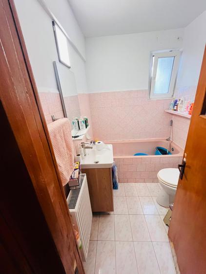 Apartament cu 2 camere decomandat în Tomis Nord