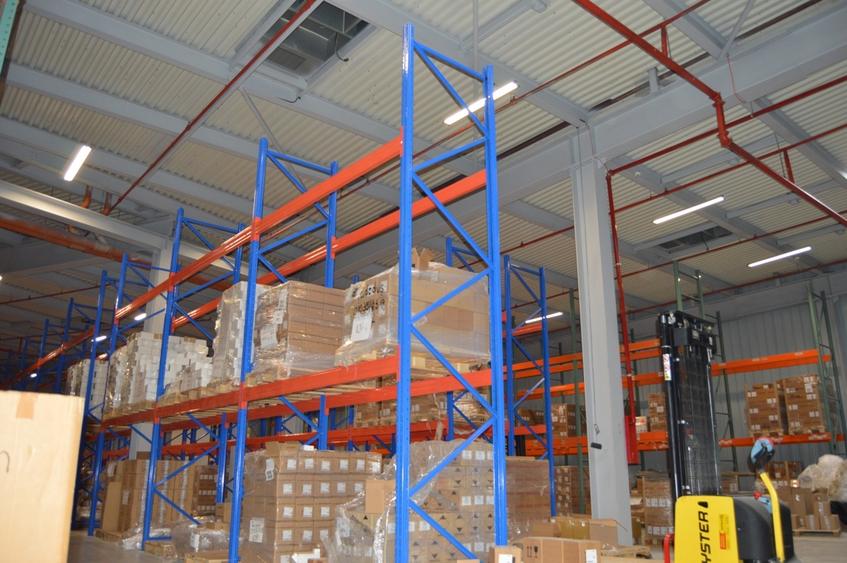 Spațiu industrial, de 25,000 mp, în Militari