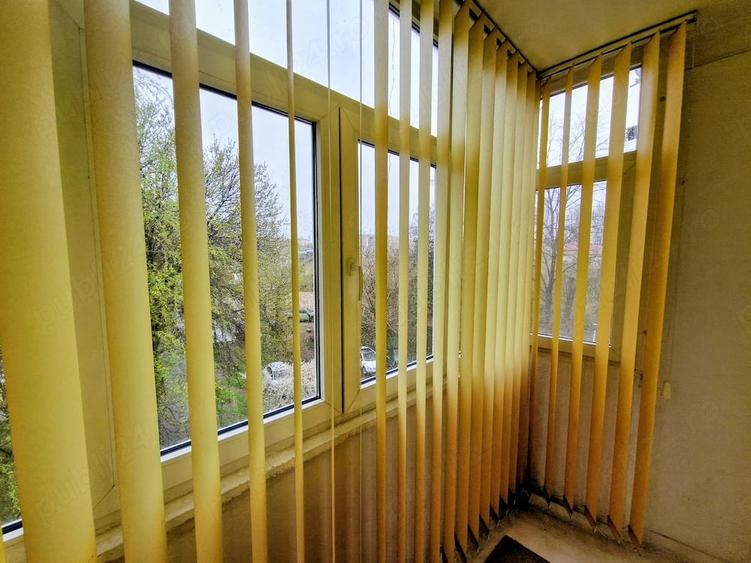 Apartament cu 2 camere semidecomandat în Titulescu