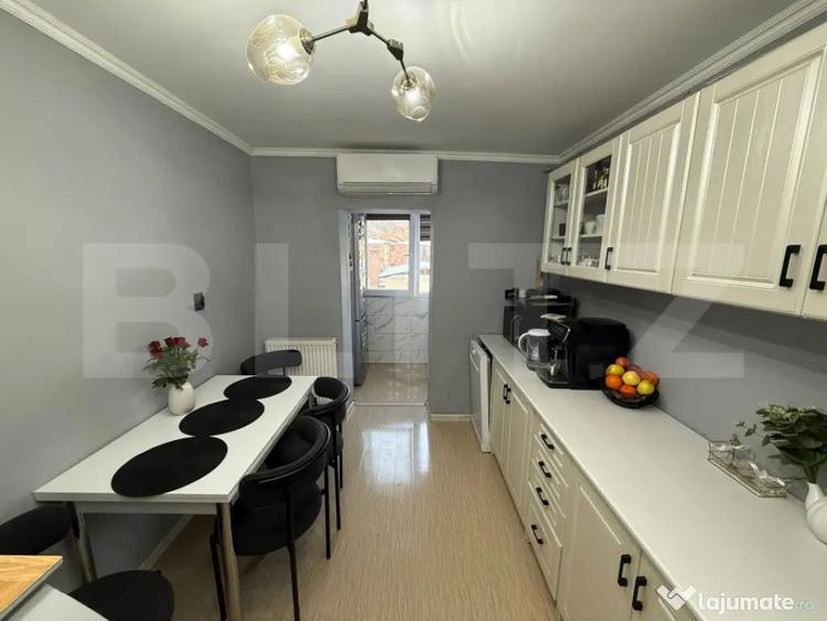 Apartament cu 2 camere decomandat în Central