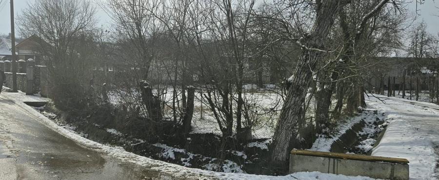 Casă individuală cu 1 camere cu Canalizare în Strâmba-Jiu