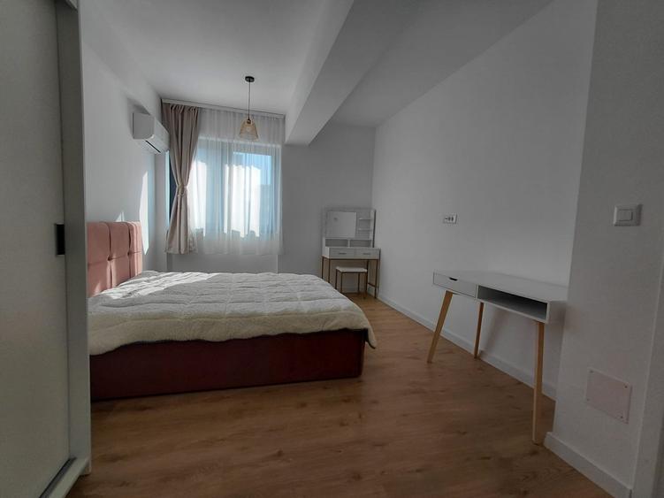 Apartament cu 3 camere, mobilat în Pipera