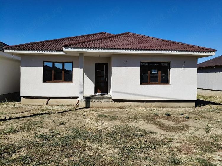 Casă cu Teren 500 Mp în Sântandrei