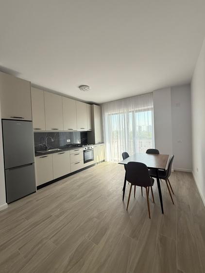 Apartament cu 2 camere semidecomandat, mobilat în Torontalului