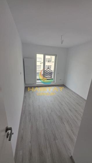 Apartament cu 3 camere decomandat în Berceni