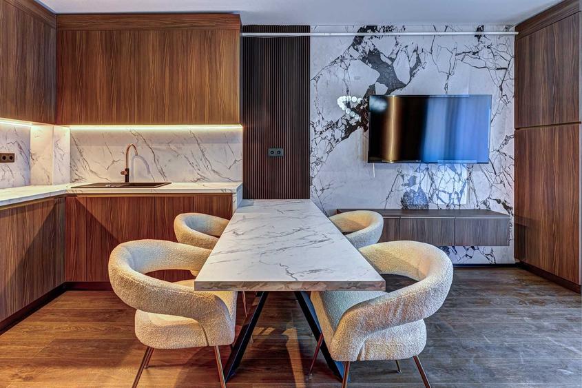 Apartament cu 2 camere semidecomandat în Florești