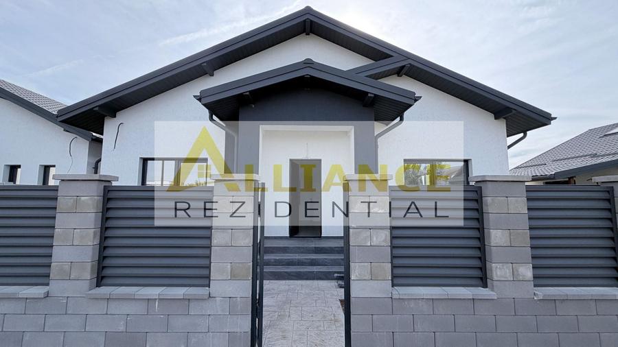 Casă individuală cu 3 camere cu Canalizare în Berceni