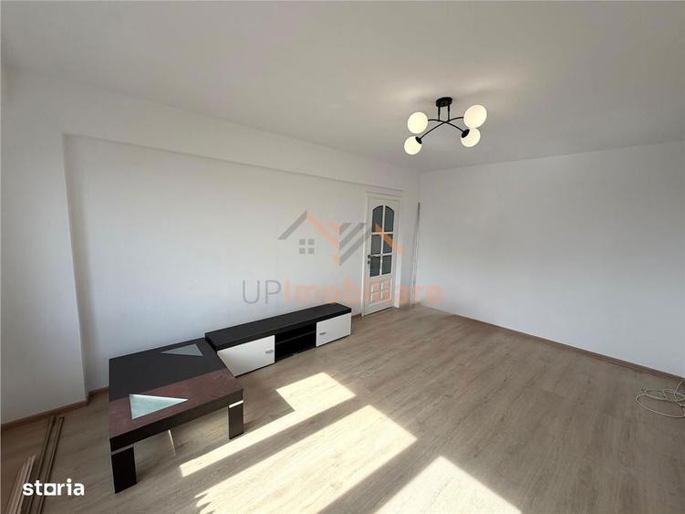Apartament cu 2 camere decomandat în Rogerius