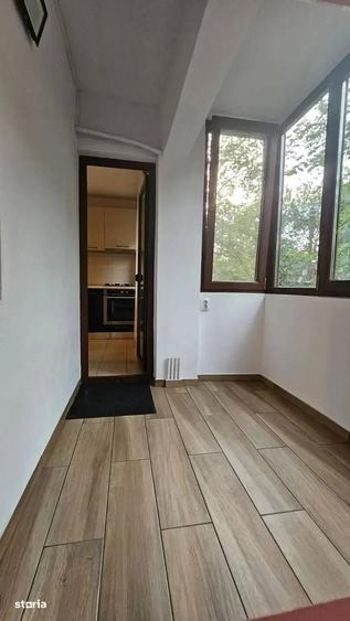 Apartament cu 2 camere în Drumul Sării