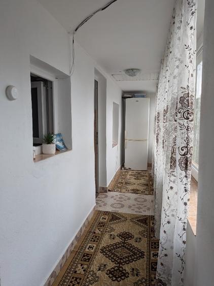 Casă individuală cu 3 camere cu Canalizare în Osica de Sus