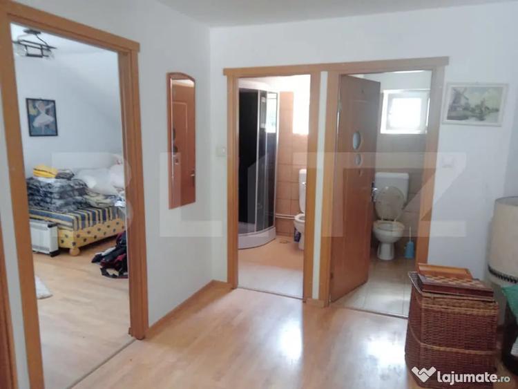 Casă cu 5 camere cu Teren 745 Mp în Central