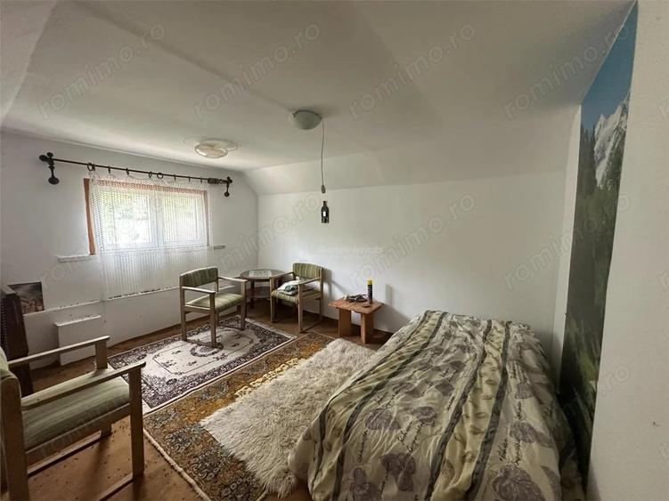 Casă cu 1 camere cu Teren 647 Mp în Central