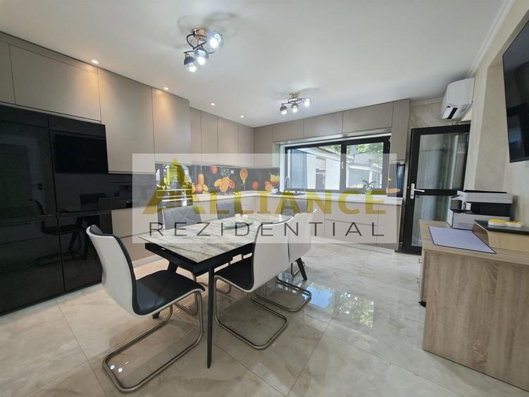 Casă individuală cu 5 camere cu Piscina în Berceni