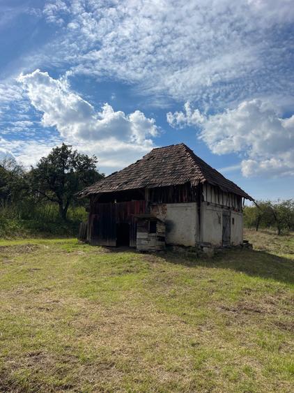 Casă cu 3 camere în Sutoru