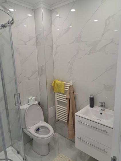 Garsonieră decomandată în Central